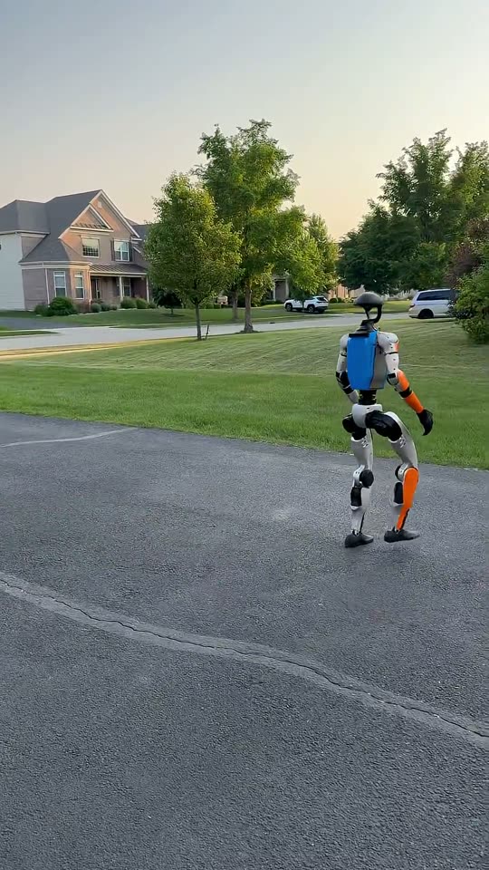 Course contre un humain — robot humanoïde Unitree G1
