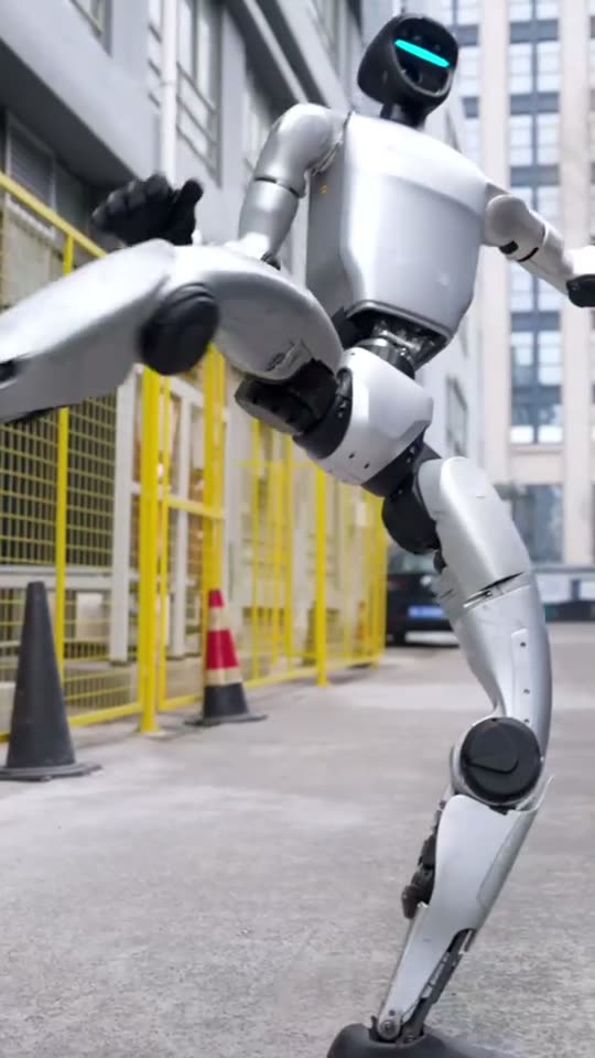 Balade en ville — robot humanoïde Unitree G1